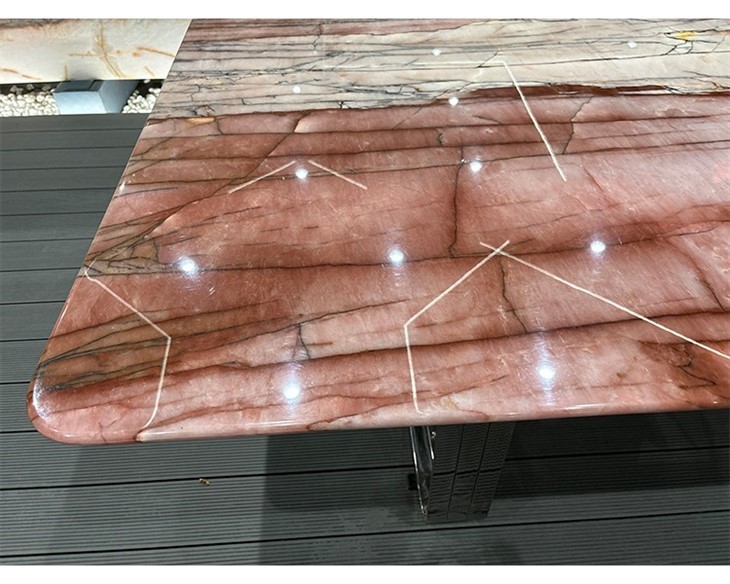pink quartzite